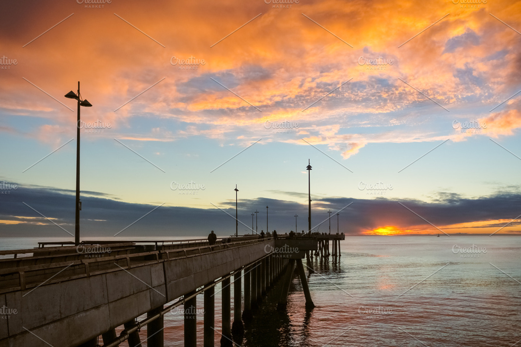 Venice Pier Interjection