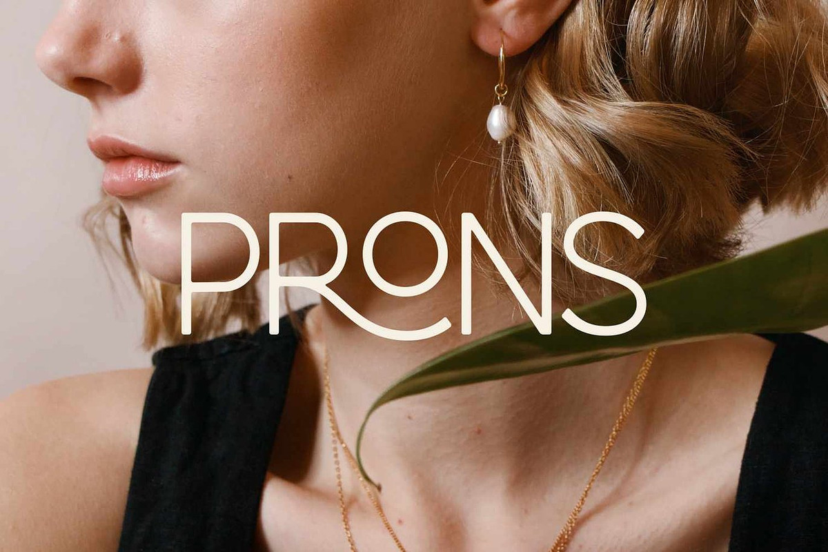 Minimalist - Modern Font, a Sans Serif Font by Luna Shop (Photo 12 of 14)