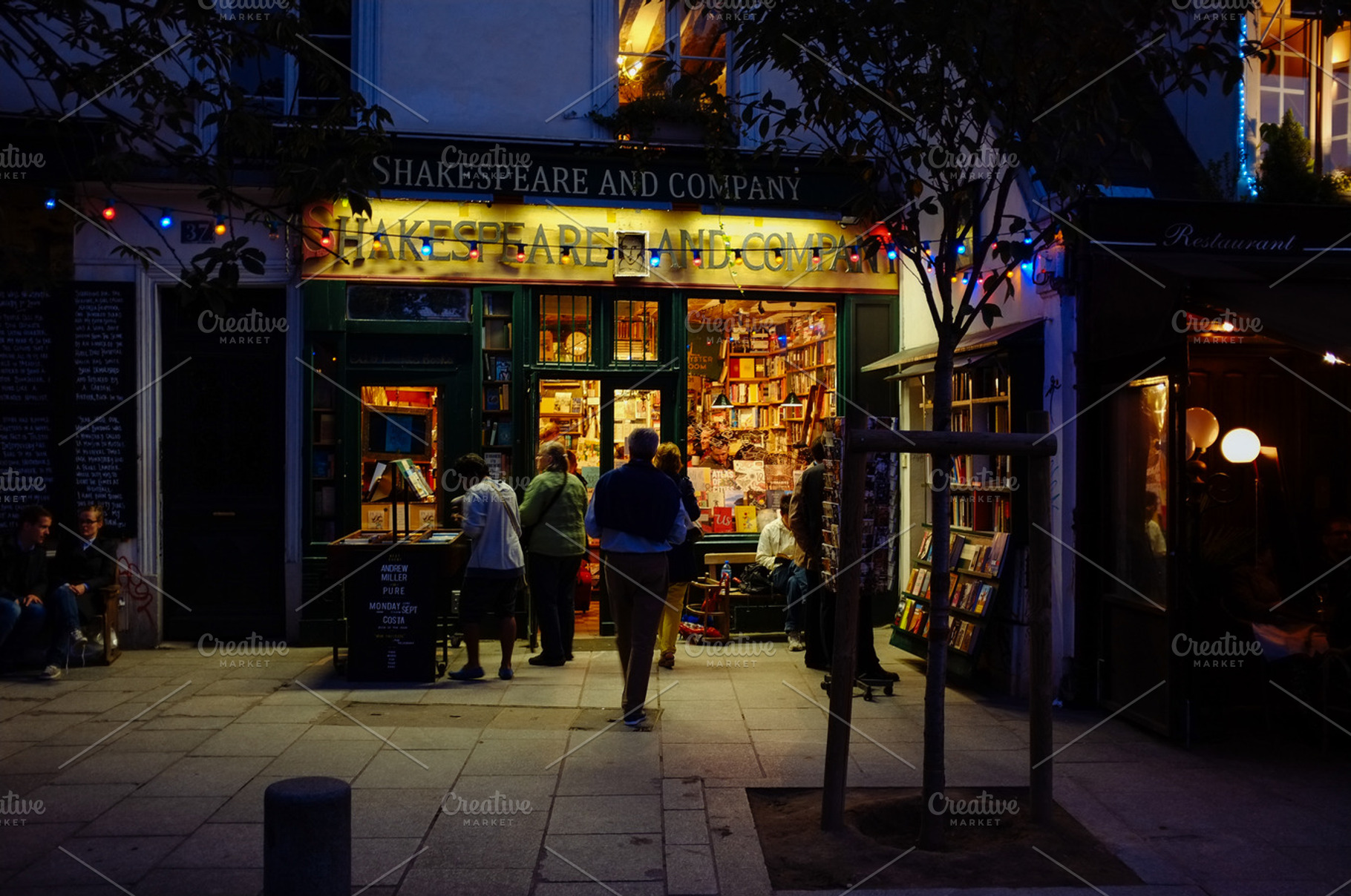 Shakespeare and company paris stock photo, a Person Photo by julia.karpacheva