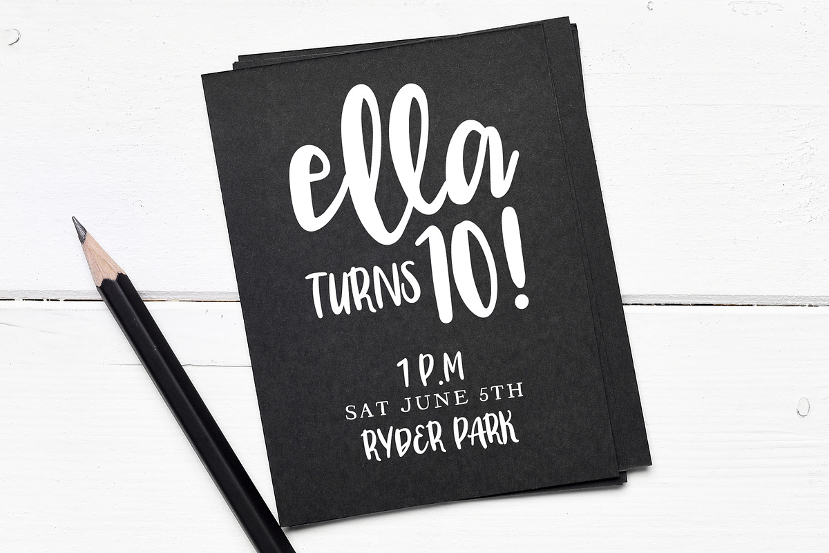 BROOKLYN Bold Script Font preview 2