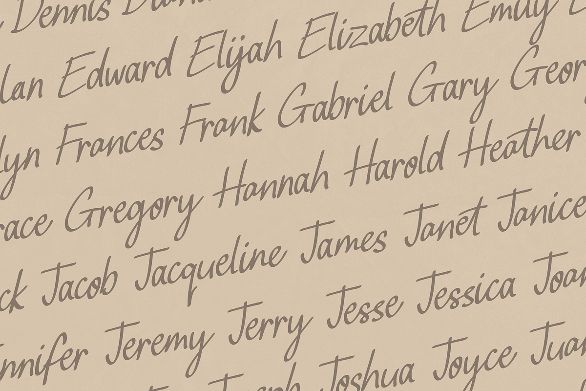 Everista Classy Script Font, a Script Font by Letterhanna Studio (Photo 4 of 10)
