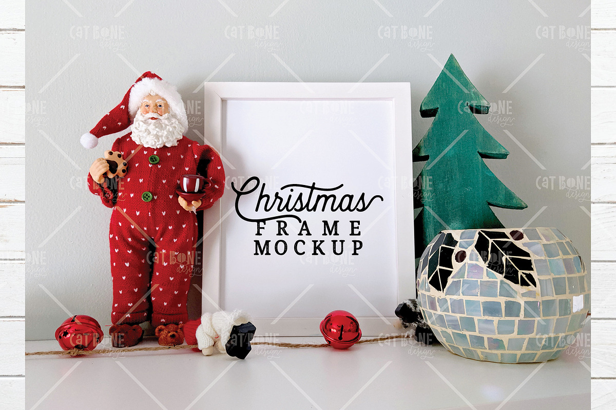Christmas Frame Bundle 1, a Product Mockup by CatBoneDesign (Photo 15 of 18)