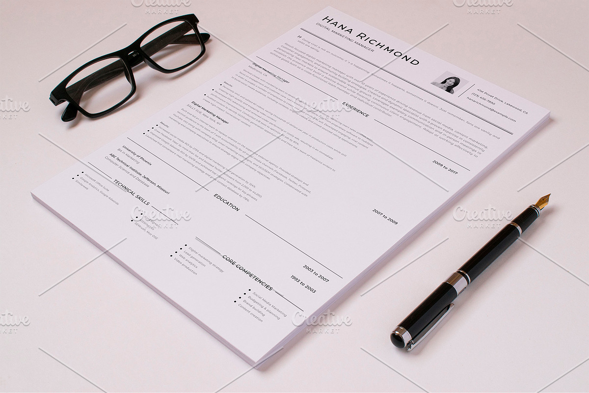Digital Marketing Manager Resume, a Resume Template by MotoCMS (Photo 3 of 3)