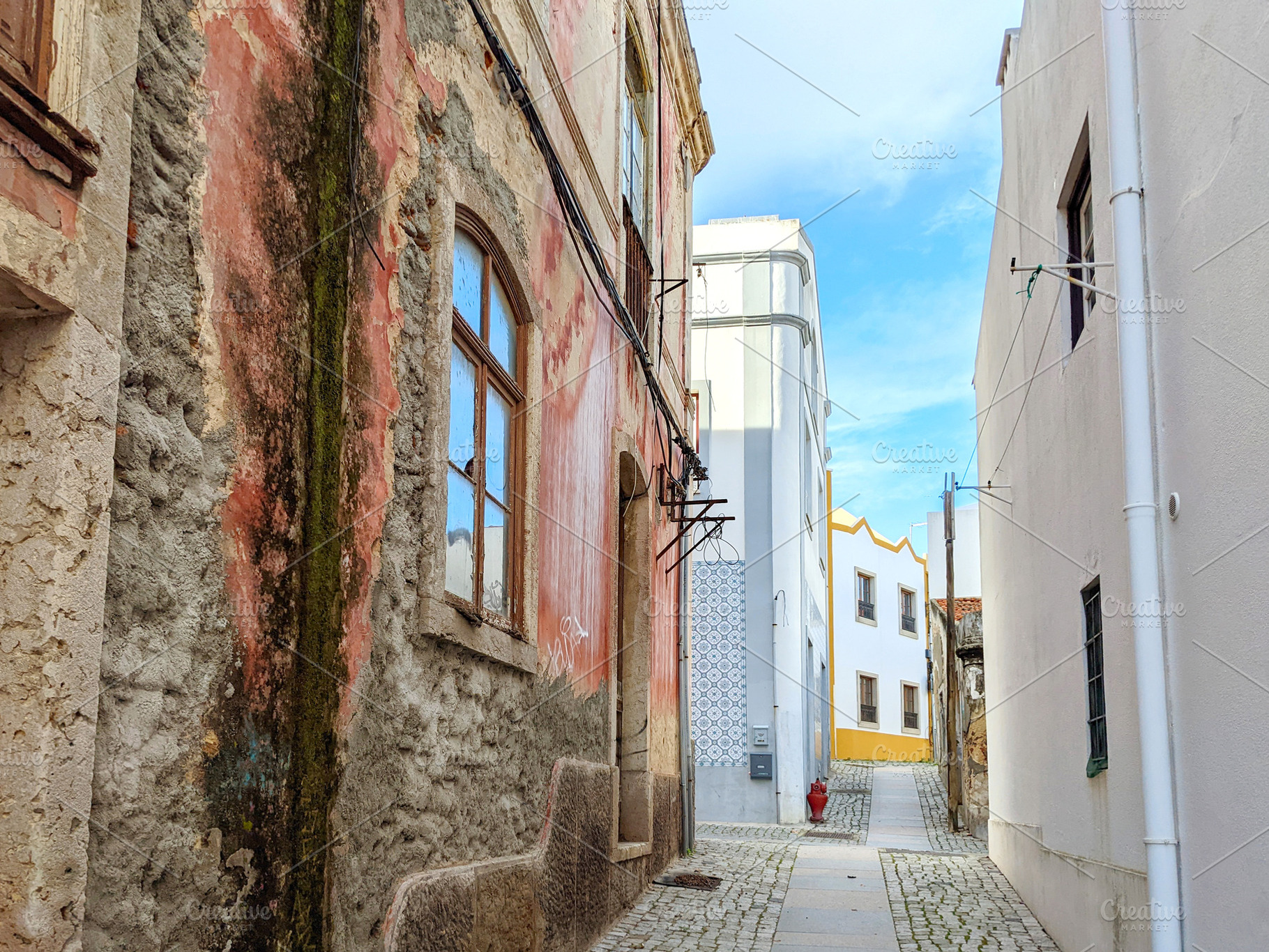 street Old Town Sines Portugal, an Architecture Photo by joyt