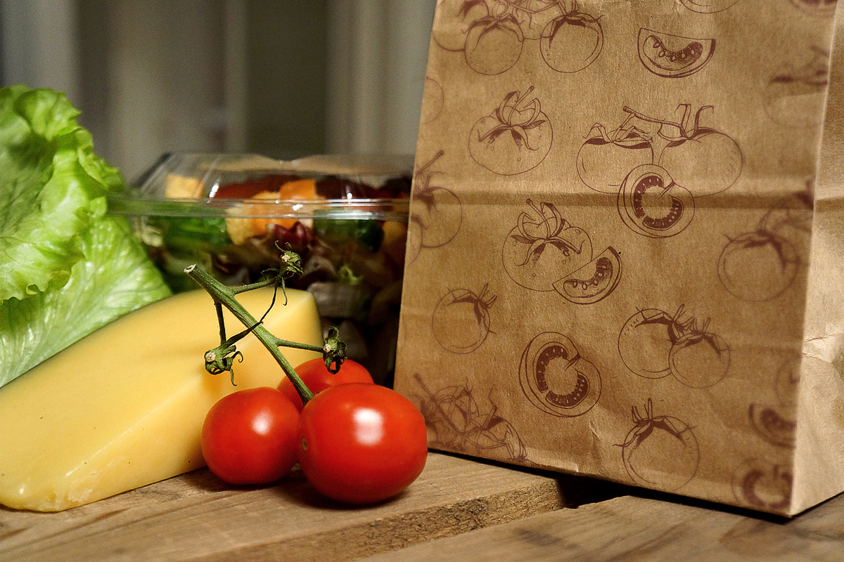 Seamless pattern with tomatoes, a Pattern Graphic by Good Studio (Photo 7 of 9)