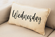 Ballessi, a Script Font by Forberas Club (Thumbnail 4 of 6)