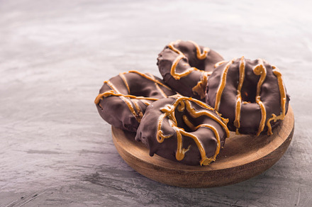 donuts healthy of Sweet potato and Peanut butter, a Background Photo by DalaiFood