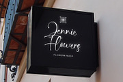 Bung Virgi - Signature Script Font, a Script Font by StringLabs (Thumbnail 7 of 11)