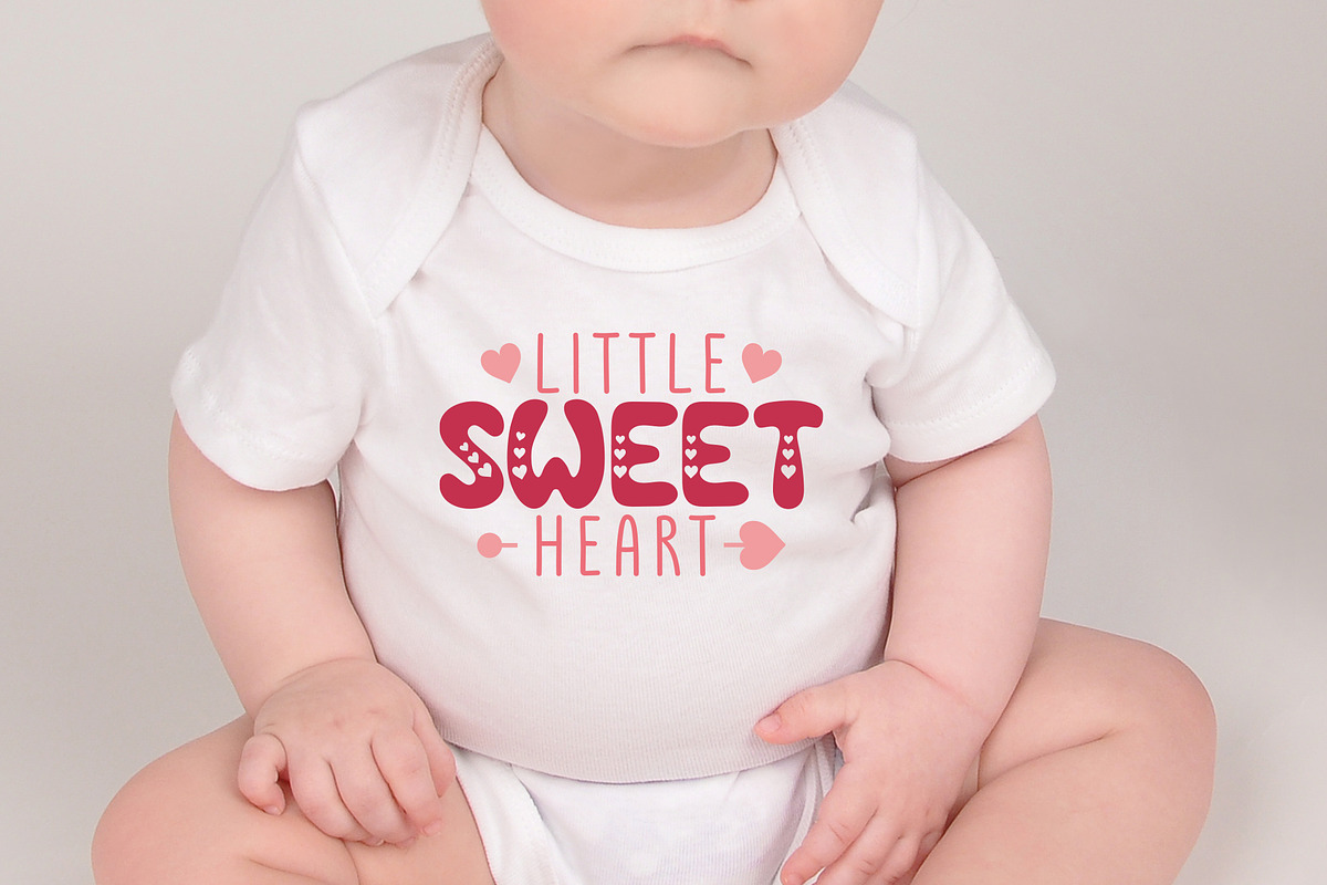 Desire - A Cute Valentine Font, a Font by CraftlabSVG (Photo 7 of 10)