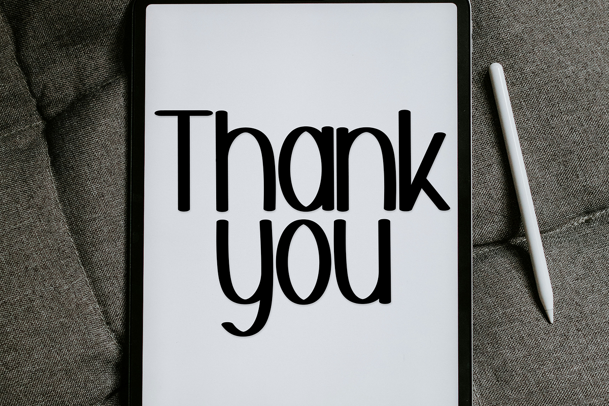 Hello mama, a Serif Font by InermediaSTUDIO (Photo 7 of 7)