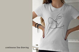 Kiss. One line Art Print.