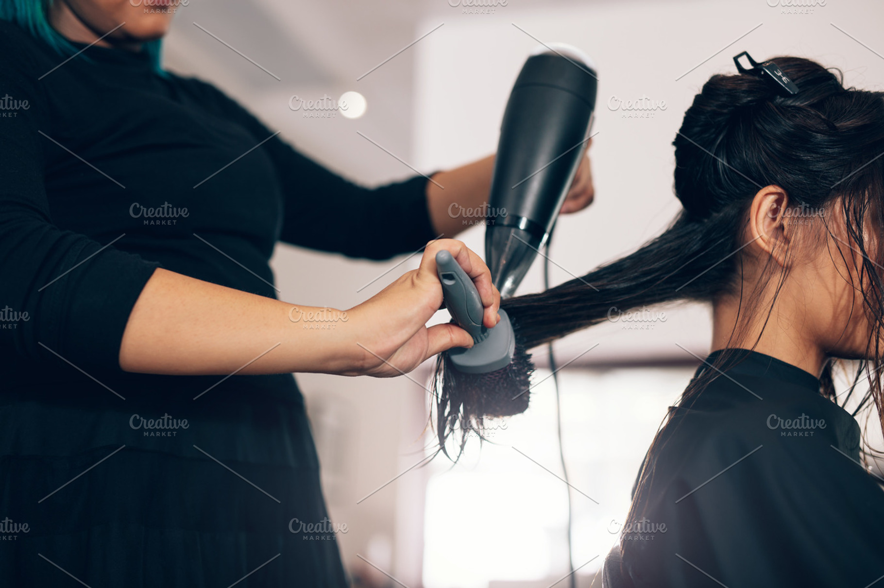 Close up of hair stylist, a Beauty & Fashion Photo by Jacob Lund