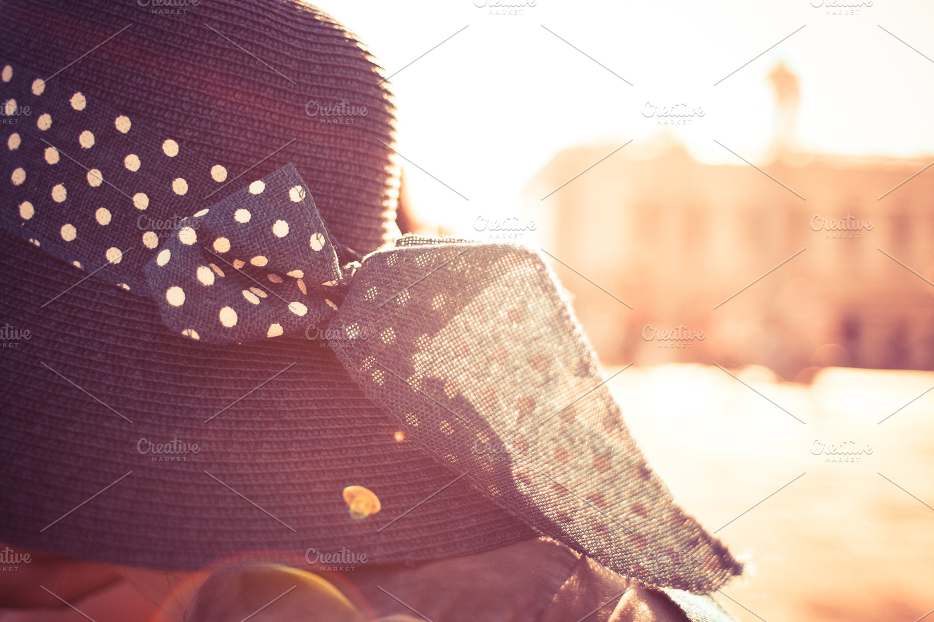 Fashion Hat in sunlights