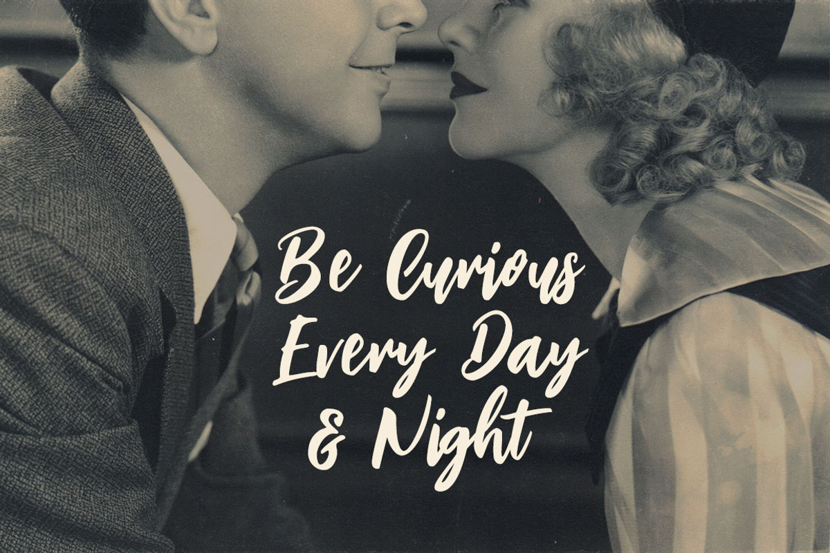 Charlie Script Font preview 3