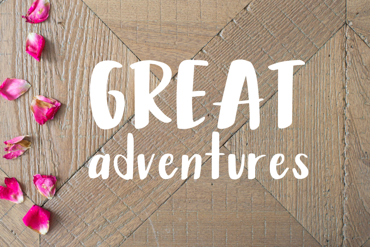 Rosey Posey Brush Font preview 2