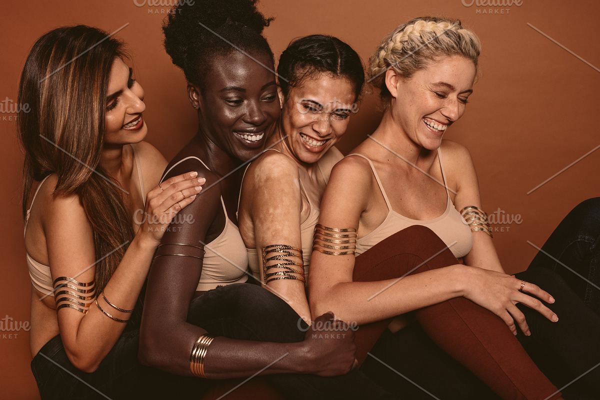 Smiling female models, a Person Photo by Jacob Lund (Photo 2 of 4)