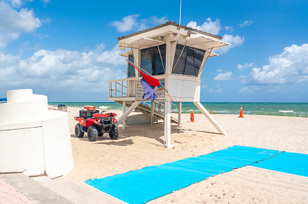 Fort Lauderdale, an Architecture Photo by Maria Kray