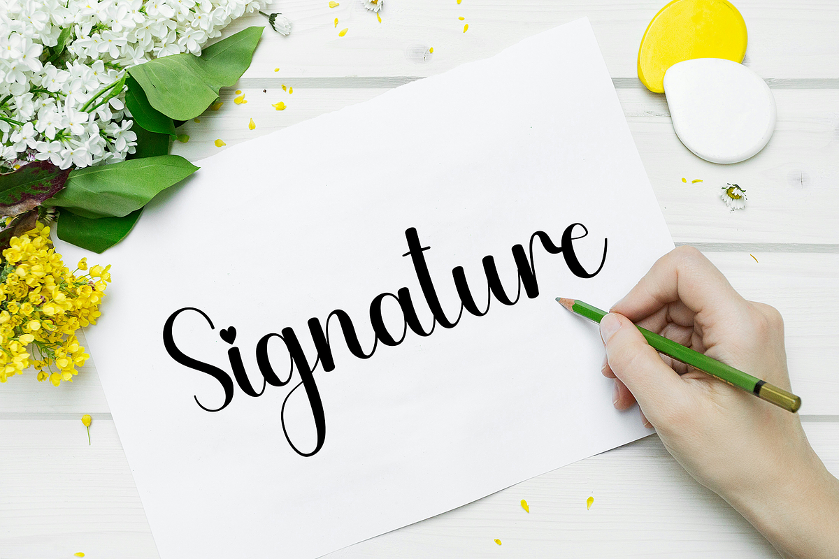 Hello Autumn, a Handwritten Font by FreshTypeINK (Photo 8 of 8)