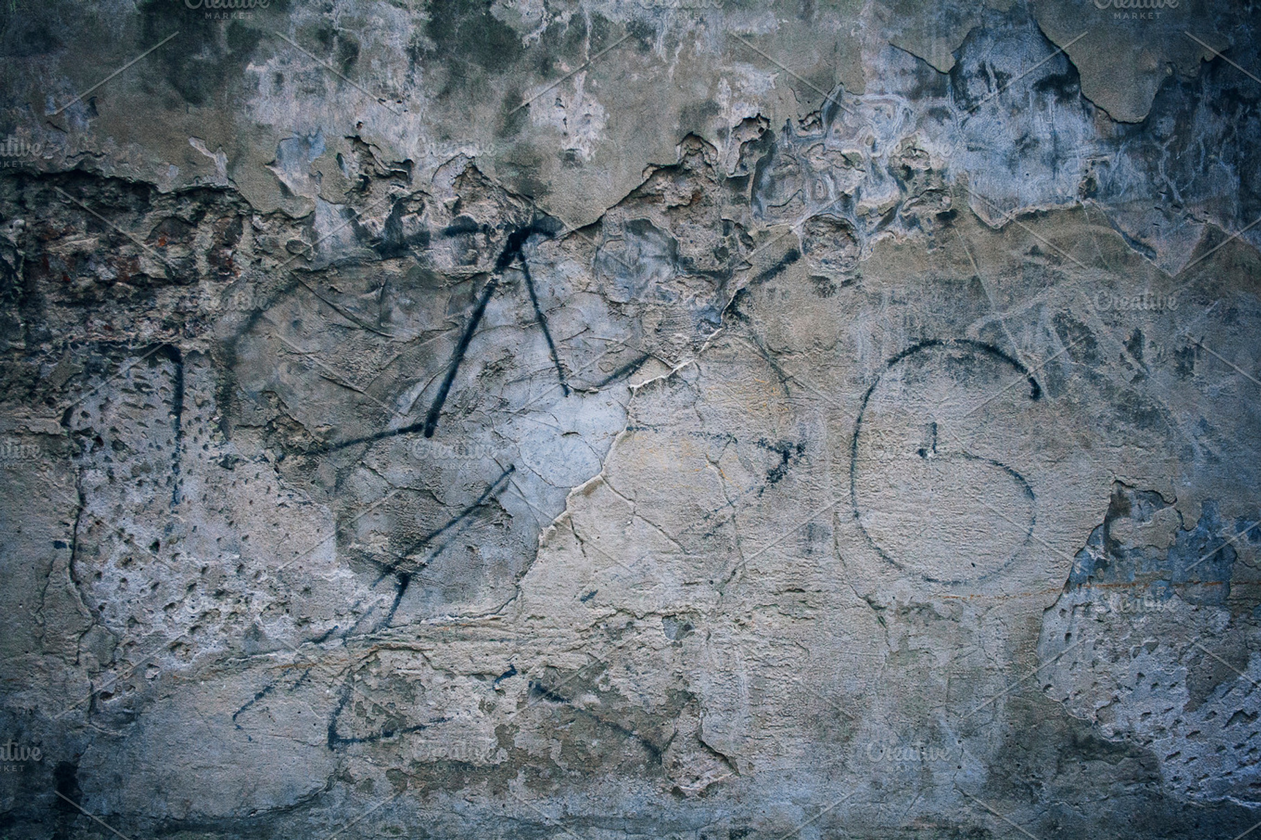 Urban Decay - Wall 1