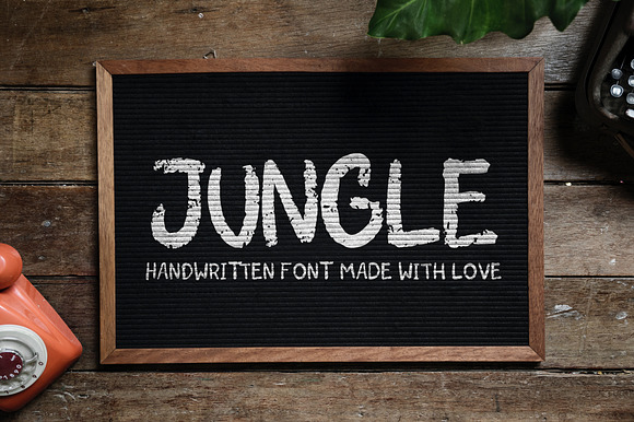 Jungle Handwritten font preview 7