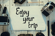 Angel Wings, a Blackletter Font by Tsurayya Studio (Thumbnail 4 of 6)