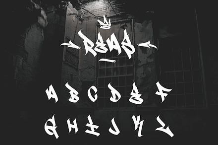 handstyle tagging graffiti bombing, a Script Font by barokah font