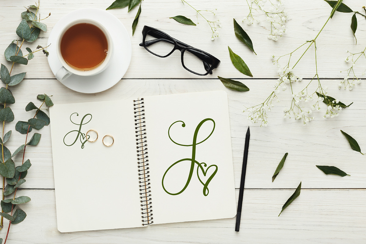 Hand Lettered Heart Monogram Font preview 7