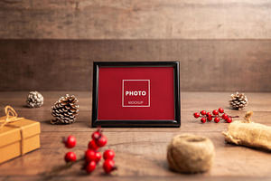 Christmas picture frame mockup, a Product Mockup by RSplaneta