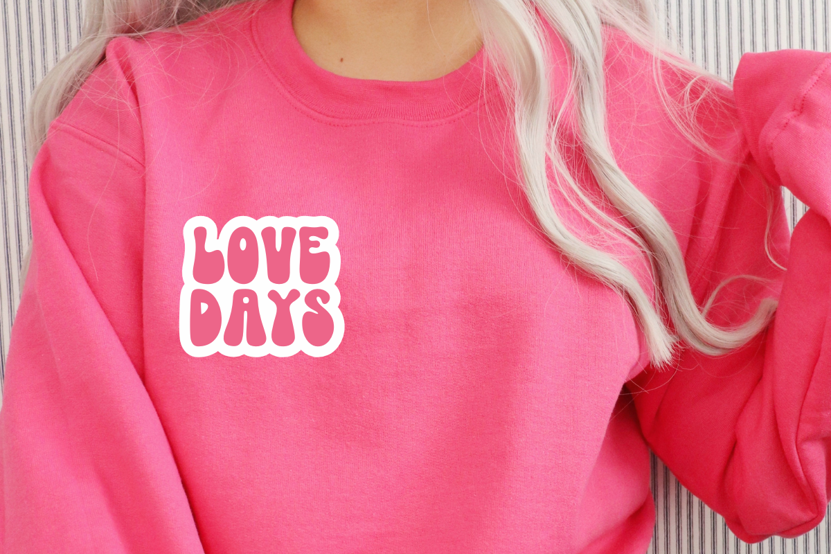 Super Hugs - Retro Sweet Font, a Handwritten Font by SaktiAvellin (Photo 2 of 7)