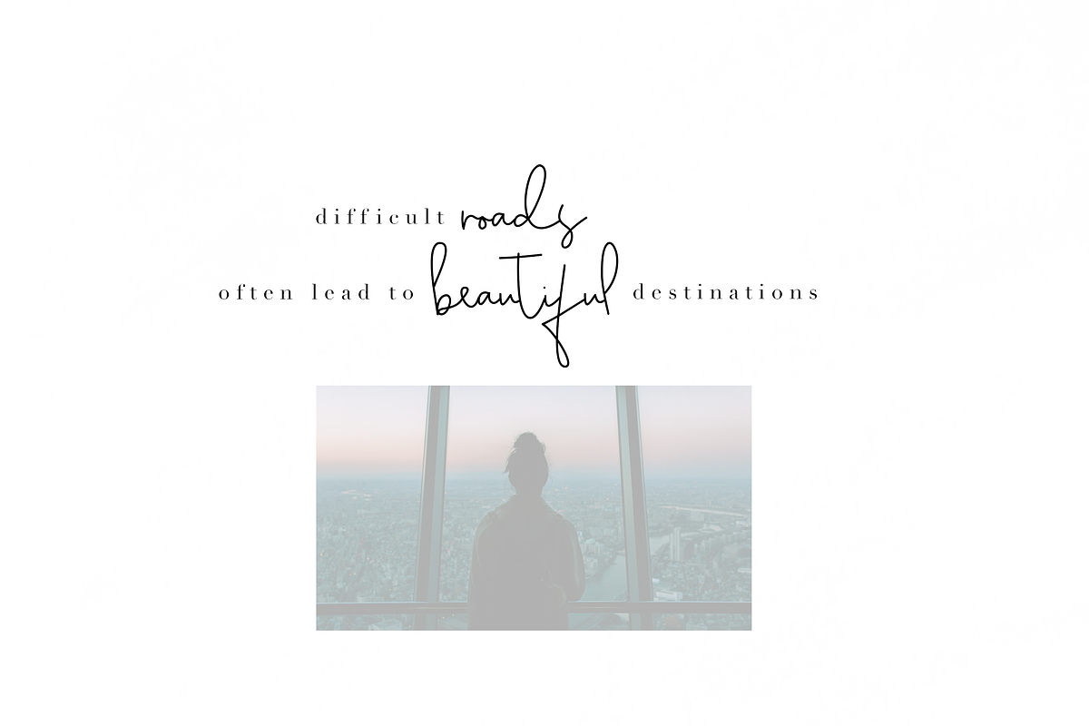 Chic - Handwritten Script Font preview 3