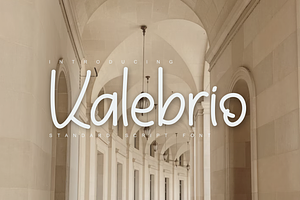 Kalebrio Script Font