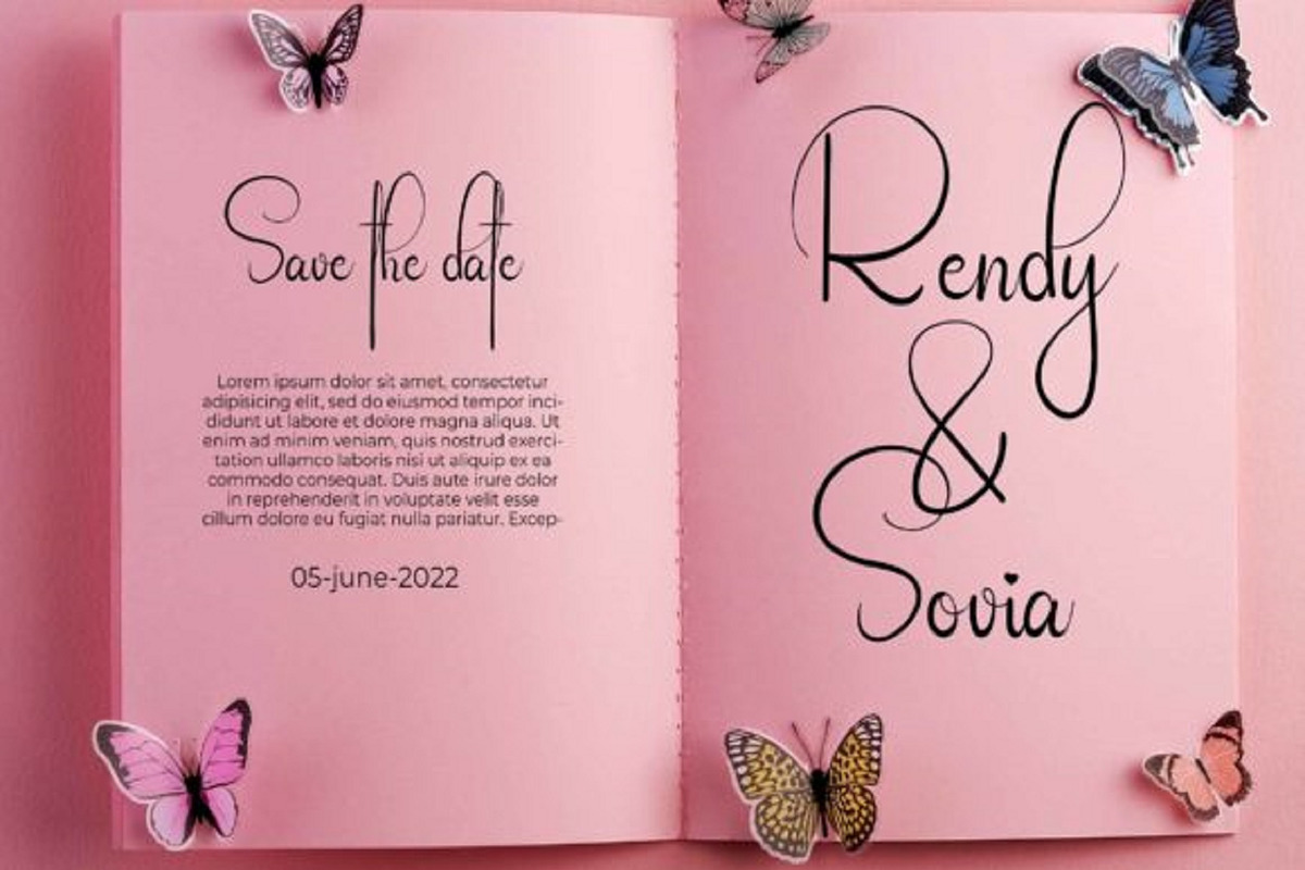 Smiletone Font, a Script Font by QualityGraphics (Photo 2 of 7)