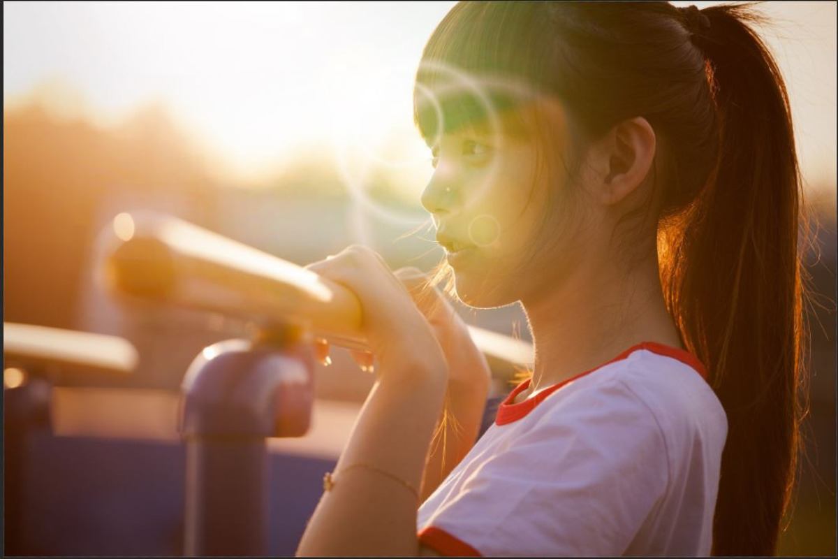 LENS FLARE OVERLAYS, a Brushes & More by voxelimages (Photo 7 of 11)