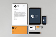 Benjamin Title Typeface, a Serif Font by Kristy Hatswell (Thumbnail 6 of 7)