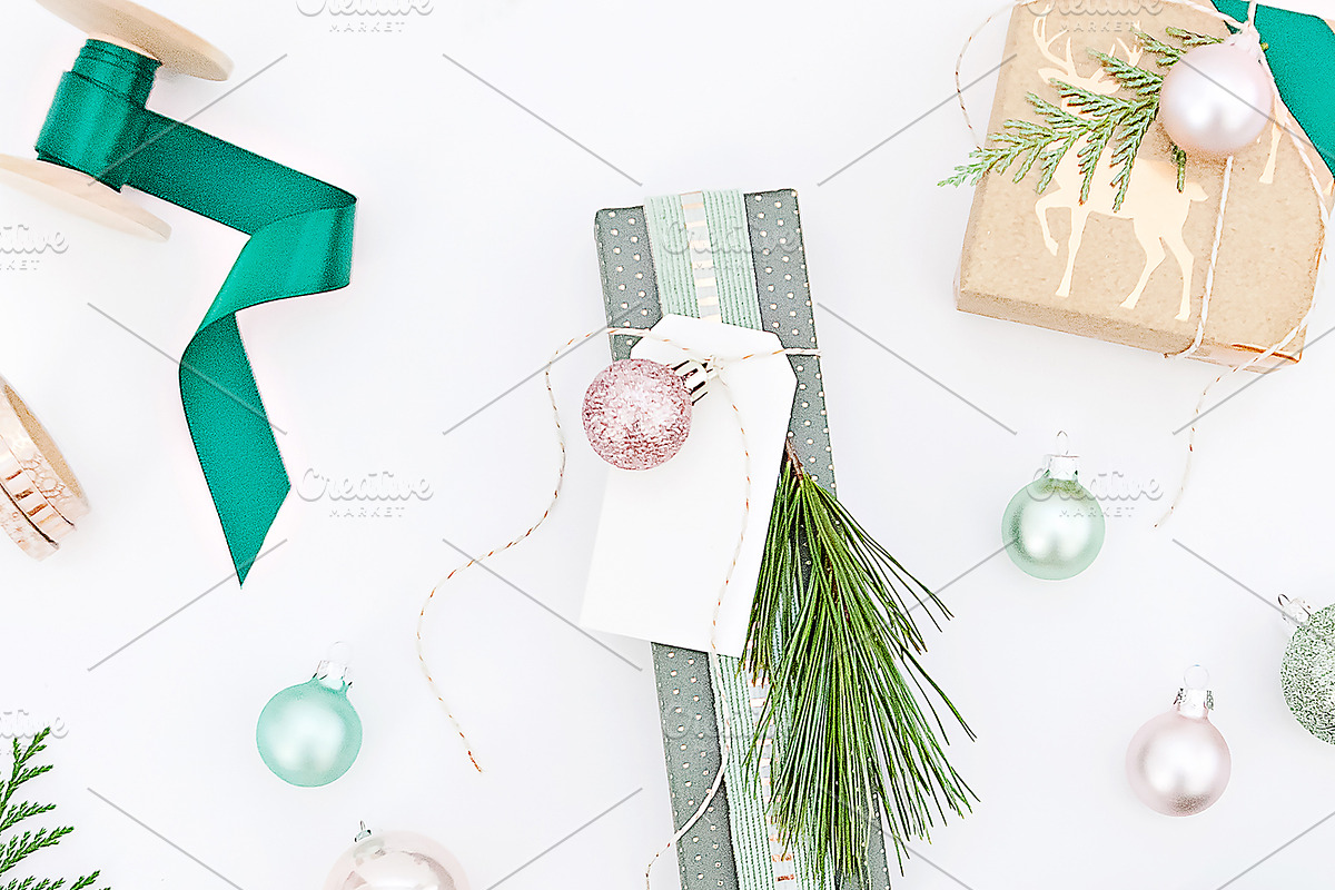 Fun Christmas Layflats, a Household Mockup by Mesmerizing Designs (Photo 2 of 6)