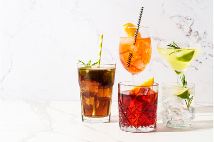 Alcohol cocktail drinks at white