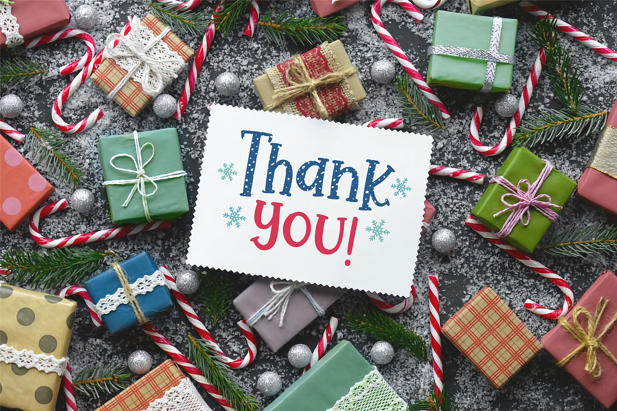 Winter Bumble A Christmas Font, a Font by Allouse Studio (Photo 10 of 10)