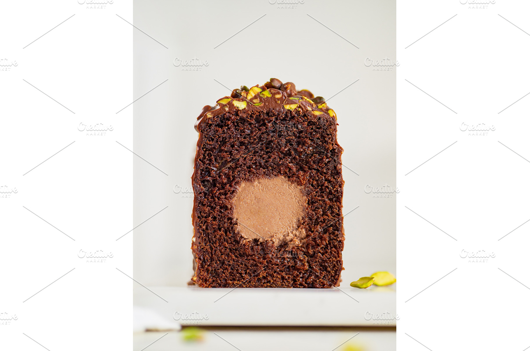 Travel Cake filled ganache with, a Food & Drink Photo by Fascinadora