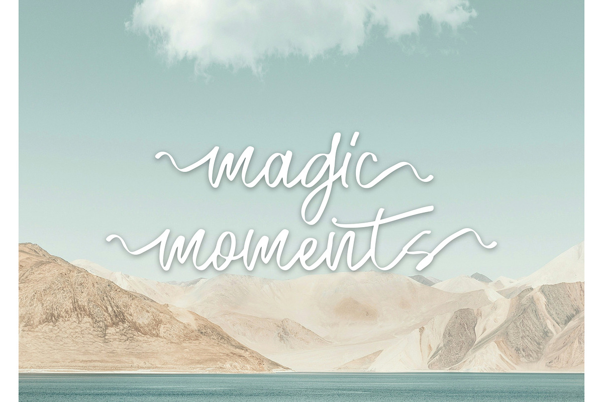 Wonderly, a Handwritten Font by Alexander Tiunov (Photo 7 of 10)