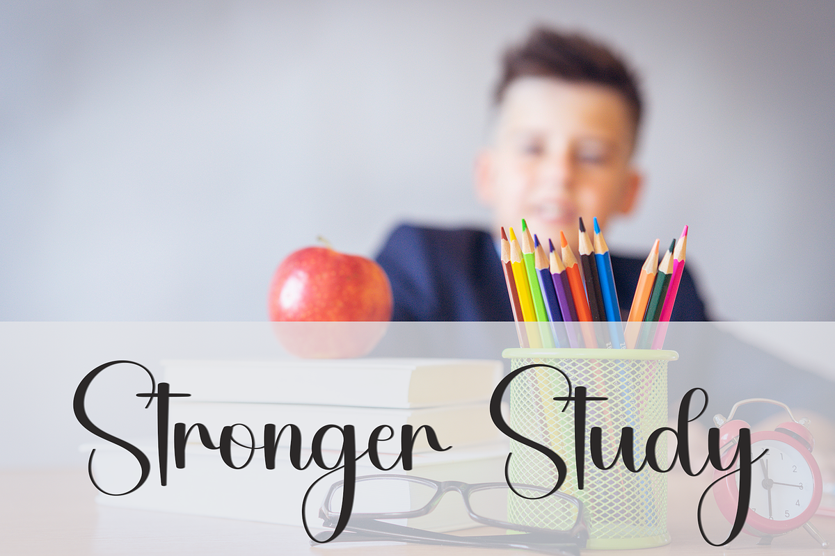 Daughter, a Handwritten Font by FreshTypeINK (Photo 7 of 8)