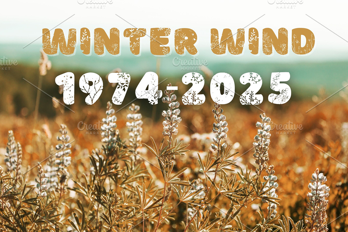 Flower Lover font, SVG font, a Font by Tattoo Worker Studio (Photo 2 of 4)