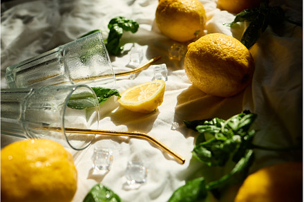 Refreshing summer lemonade