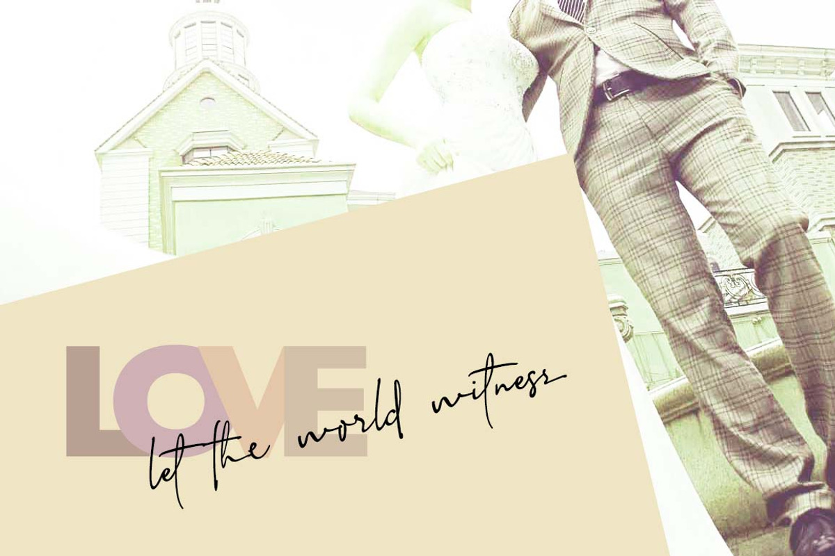 Gladline Script Font preview 7