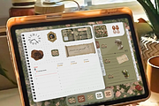 Vintage Romance iPad & iPhone Theme, a Wallpaper Graphic by BeeRubby (Thumbnail 4 of 9)