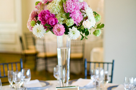 Flowers in vase 2, a Photo by Stocklane