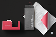 Riviera - Signature Font, a Script Font by Unio Designs (Thumbnail 4 of 10)