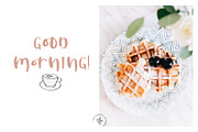 M O O N, a Sans Serif Font by Blossom (Thumbnail 3 of 14)