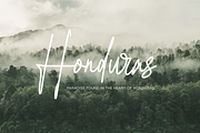 Cupicupita - Signature Font, a Handwritten Font by Badsign Type (Thumbnail 8 of 9)