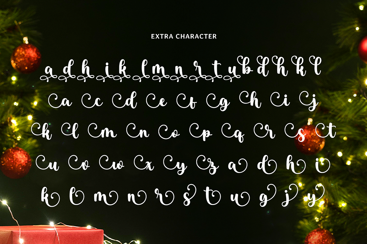 Christmas Garland, a Handwritten Font by Mozatype (Photo 7 of 10)