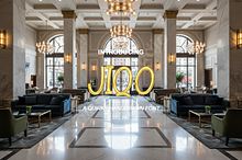 Jiqo - A Sophisticated Serif for Lux